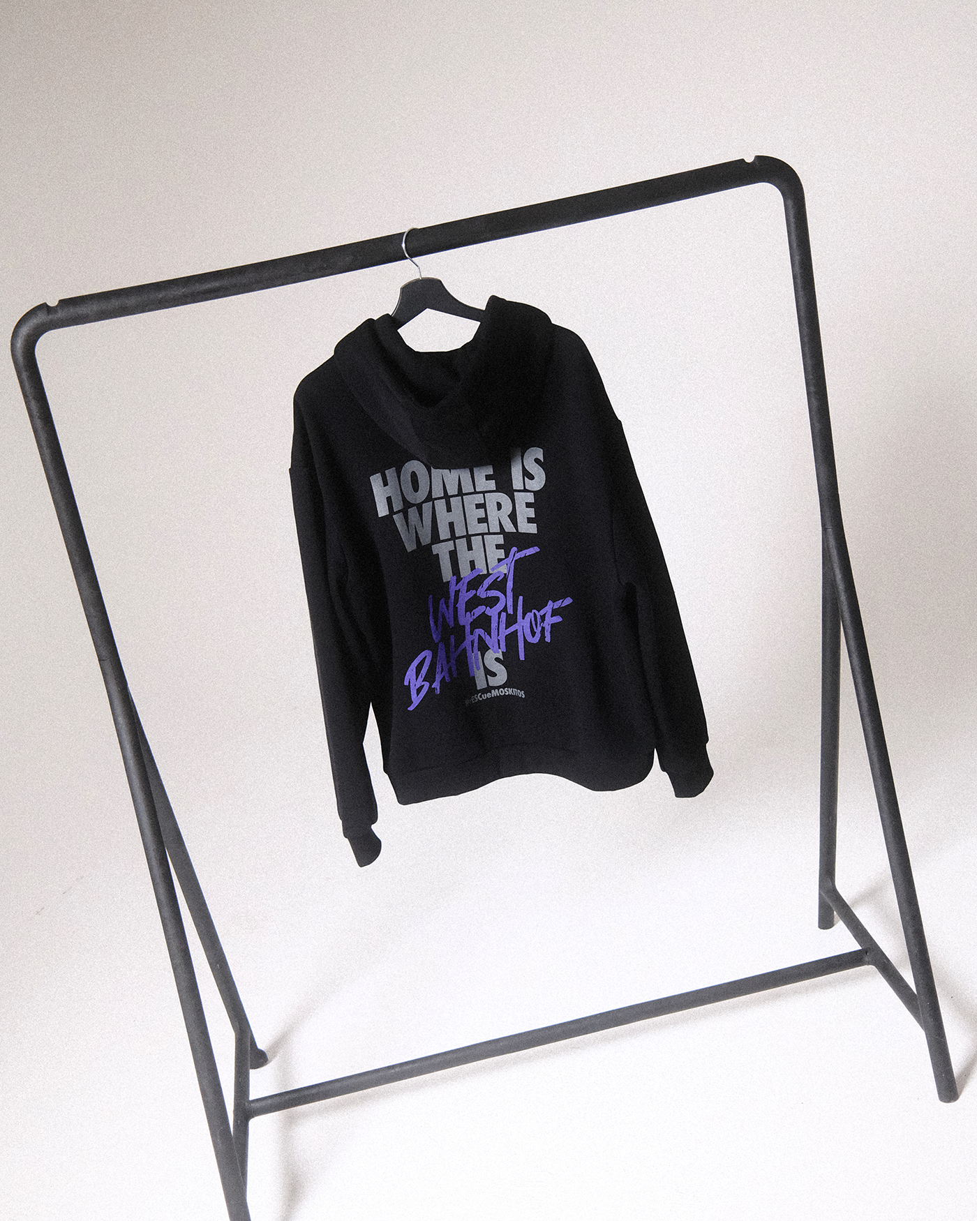 Home is where the West Bahnhof is ➔ Hoody Siebdruck